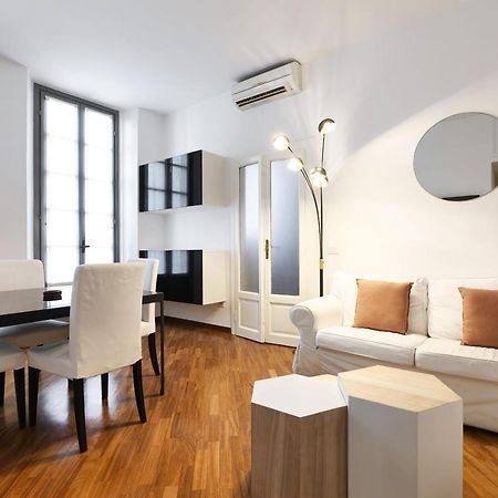 Charming San Babila Apt. Milan Extérieur photo