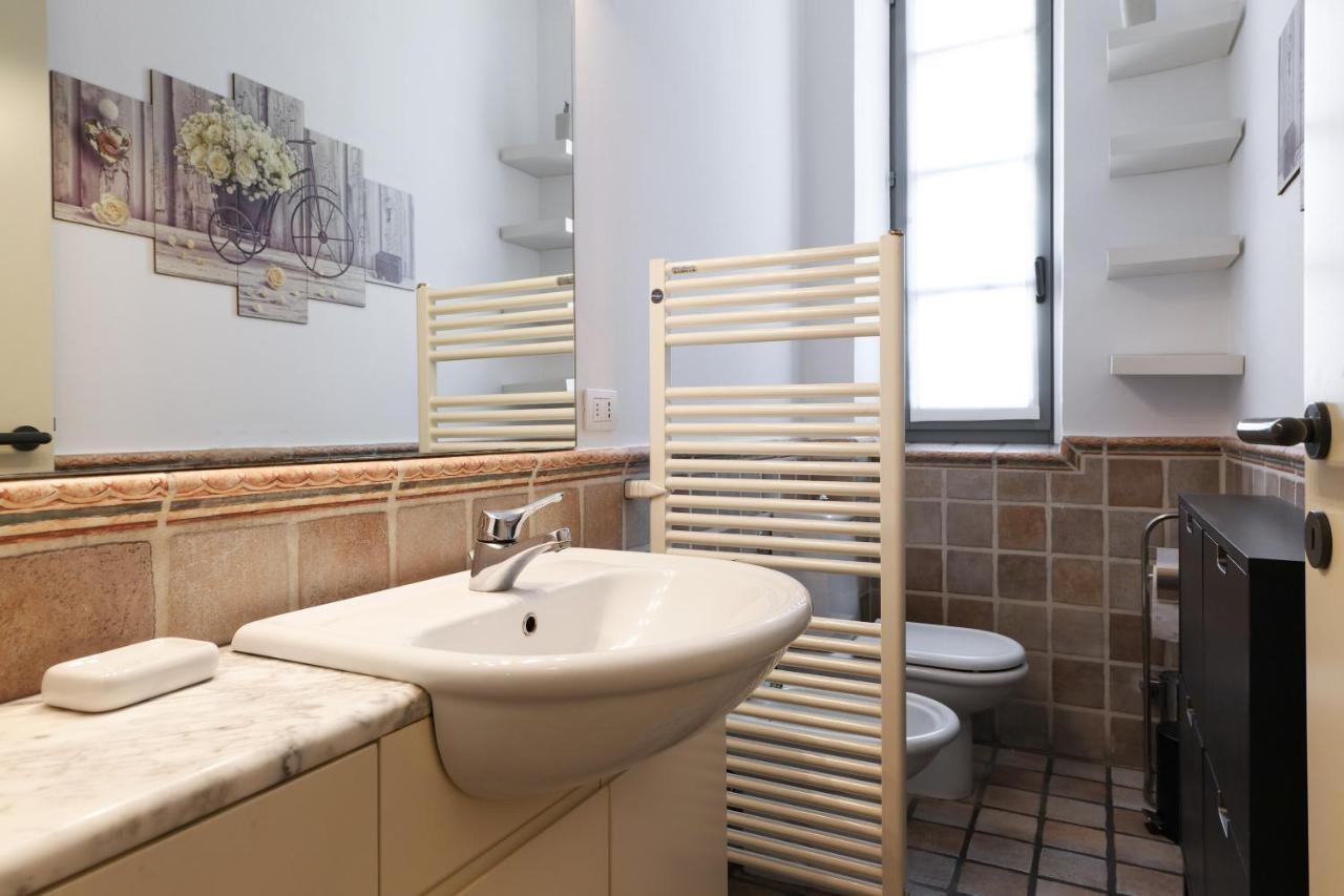 Charming San Babila Apt. Milan Extérieur photo