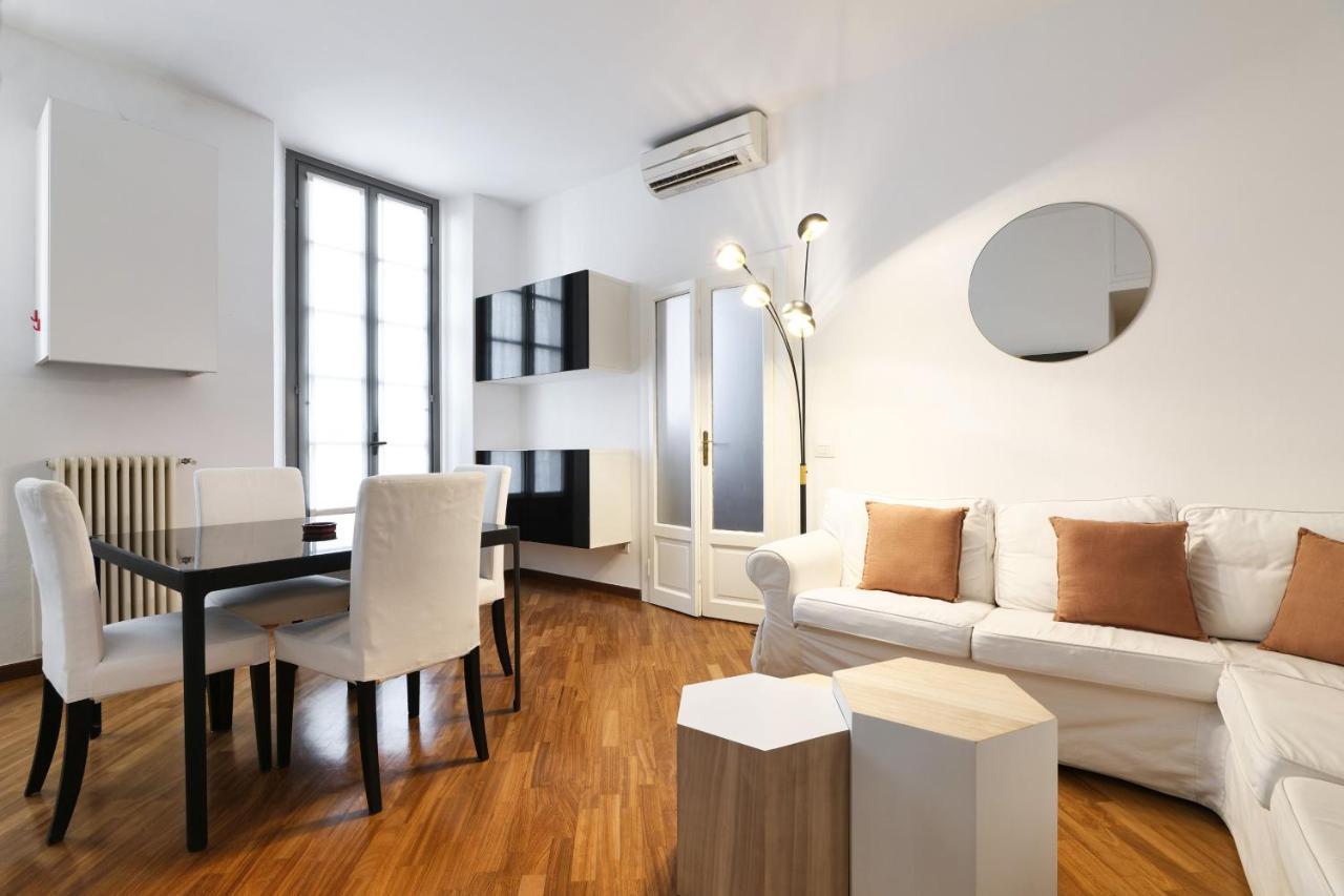 Charming San Babila Apt. Milan Extérieur photo